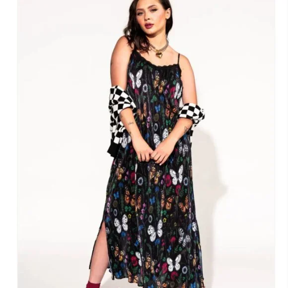 NWT Money Honey Plisse Slip Dress in Folklore Florals - Picture 1 of 3